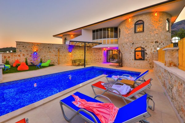Luxury Rental Villa